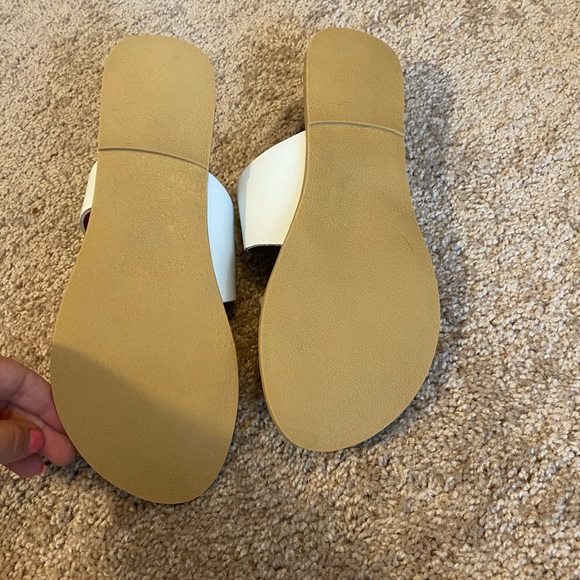 Matisse Slides - Picture 2 of 4